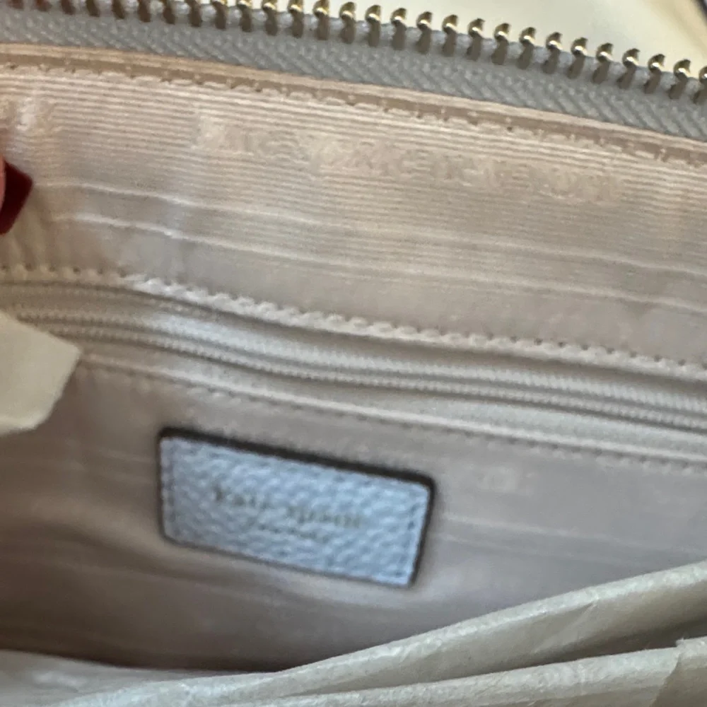Kate Spade Knott Small Crossbody Bag NWT - Picture 7 of 11